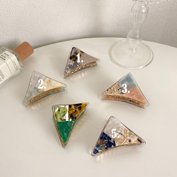 キュートで優しい温かみのある色のユニークな三角形のヘアピンヘアアクセサリー日本の色の気質 9枚目の画像