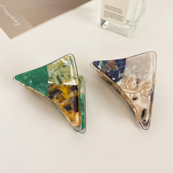 キュートで優しい温かみのある色のユニークな三角形のヘアピンヘアアクセサリー日本の色の気質 8枚目の画像