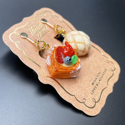 《受注生産》ベリーデニッシュとメロンパンイヤリング　フェイクスイーツ 7枚目の画像