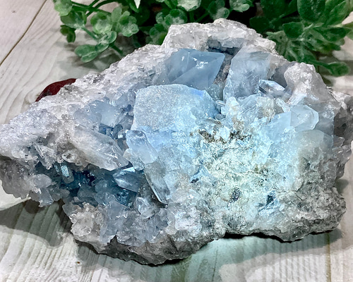虹入【1，6kg】大迫力 セレスタイト 天青石 「休息・浄化