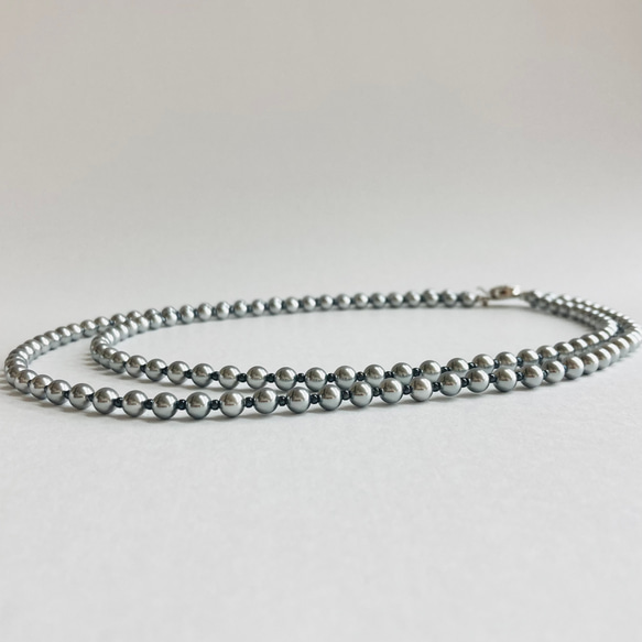 貝ベビーパールとビーズの2連ネックレス/5mm約43/50cm/シルバーグレー/R/japan製 1枚目の画像