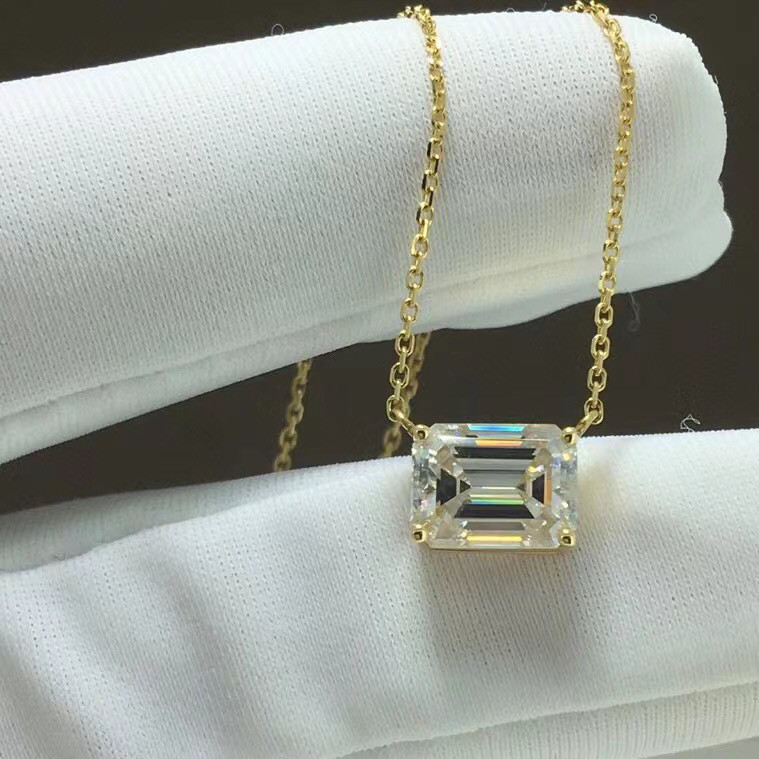 【newデザイン】モアサナイト 　リング　K18YG