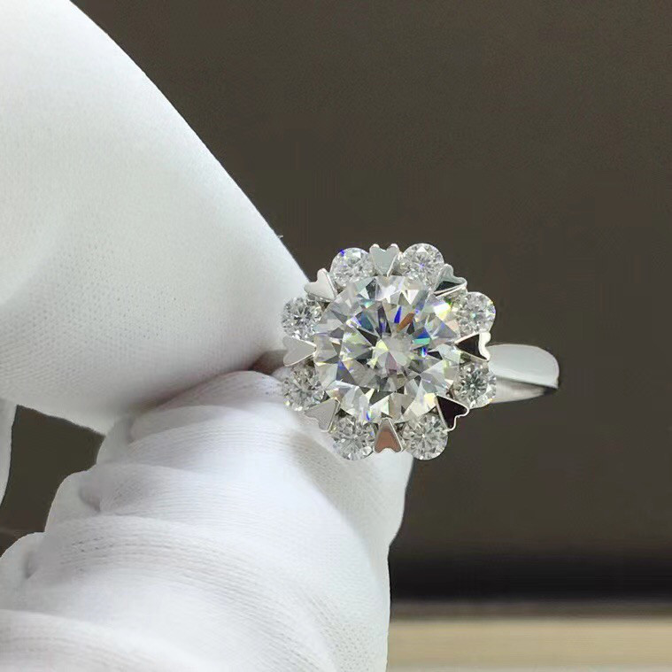 【newデザイン】モアサナイト 　リング　K18WG