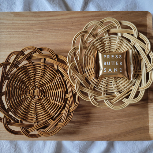 ラタンプレート2枚