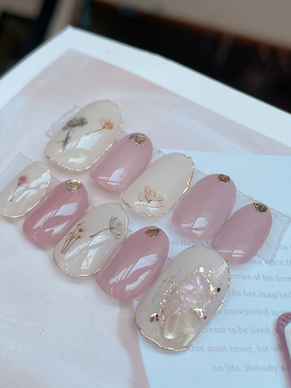 くすみフラワー 上品ネイル ネイルチップ（つけ爪） Nene 通販