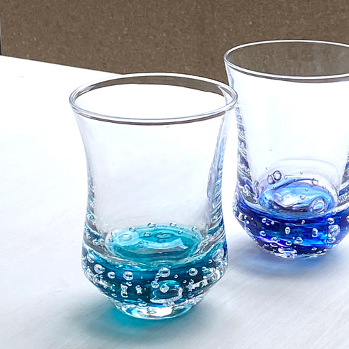 みず泡グラス 南の海の色 家飲み・さわやかブルー♪ グラス なかむら