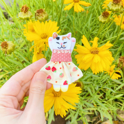 一点物【おめかしおねむねこミニブローチ】ロシアンブルーちゃん（猫・フェルト・ビーズ・刺繍・紫・パープル） 7枚目の画像