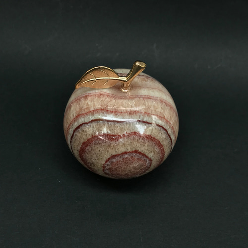 サードオニキス＊紅瑪瑙石＊りんごの置物 その他置物 Apicola 通販