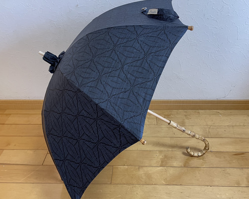 大島紬の日傘 朝曇 傘・日傘 Lotus*Musashi 通販 14058409｜Creema