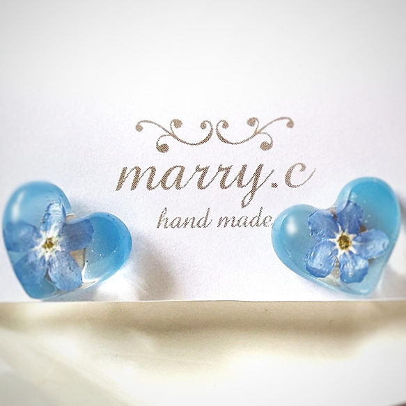 忘れな草のミニハートピアス/イヤリングmarry.c's handmadeaccessory 3枚目の画像