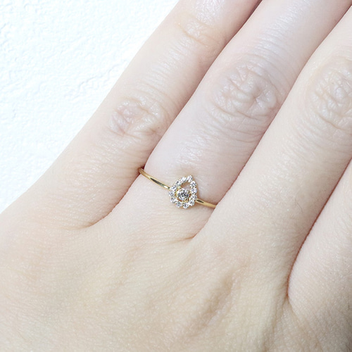 天然ダイヤモンドの指輪！K18 k18 しずく 0.12ct 天然ダイヤモンド リング 指輪 雫 涙 ティア