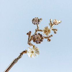 花枝のかんざし　淡水貝シェル花　 ヘアアクセサリー   髪飾り　簪 梅 11枚目の画像