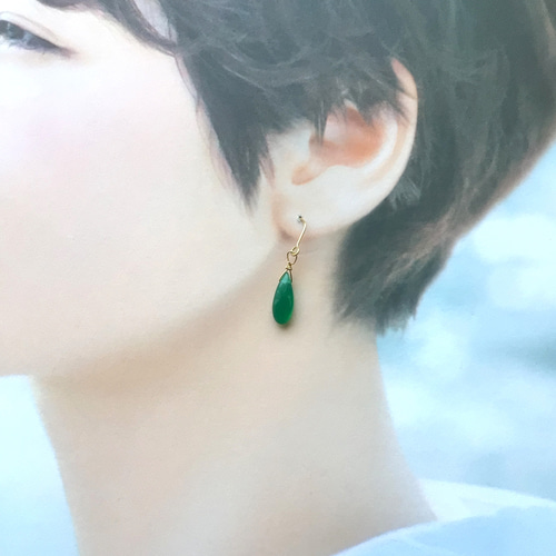 数量限定】14kgf♢グリーンオニキスのロングドロップピアス