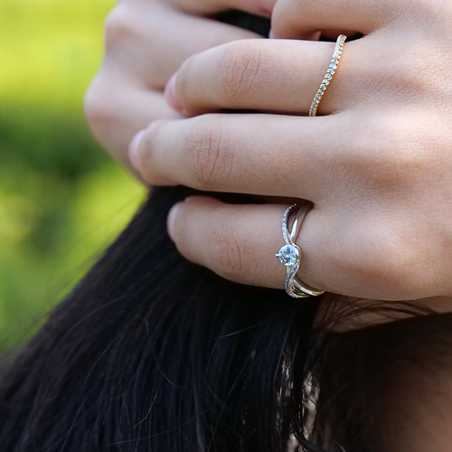 Pt900/K18 コンビリング Pt900 天然ダイヤ【中石0.301ct】K18 リング