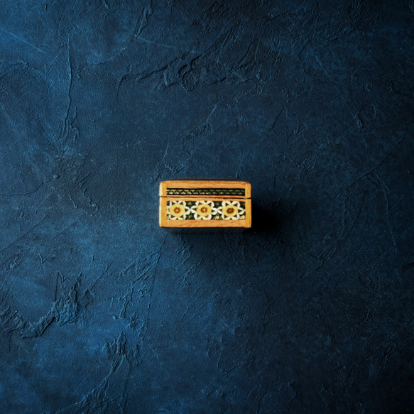 ペルシャの象嵌細工（寄木細工）ミニサイズ 小箱【ハータムカーリー060】 7枚目の画像