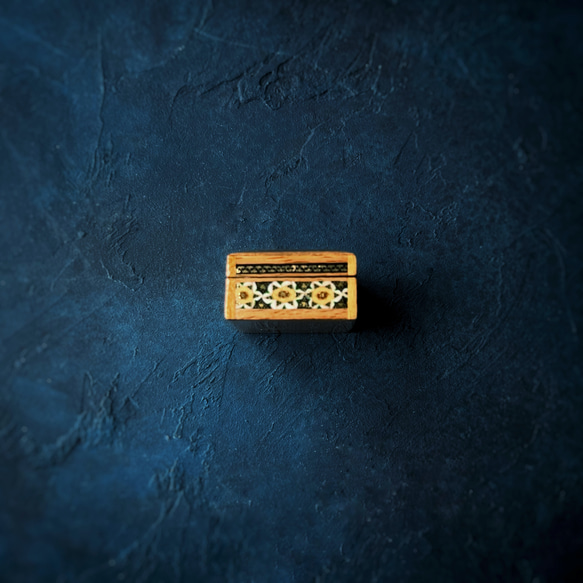 ペルシャの象嵌細工（寄木細工）ミニサイズ 小箱【ハータムカーリー061】 5枚目の画像