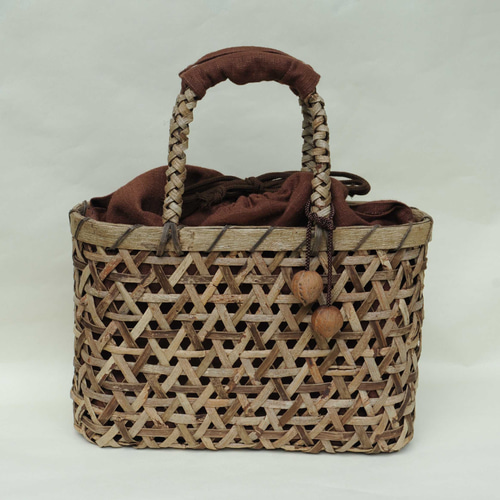 低価格で大人気の 山くるみ 国産 鉄線編みのバック Basketry かごバッグ 送料無料 小物入れ
