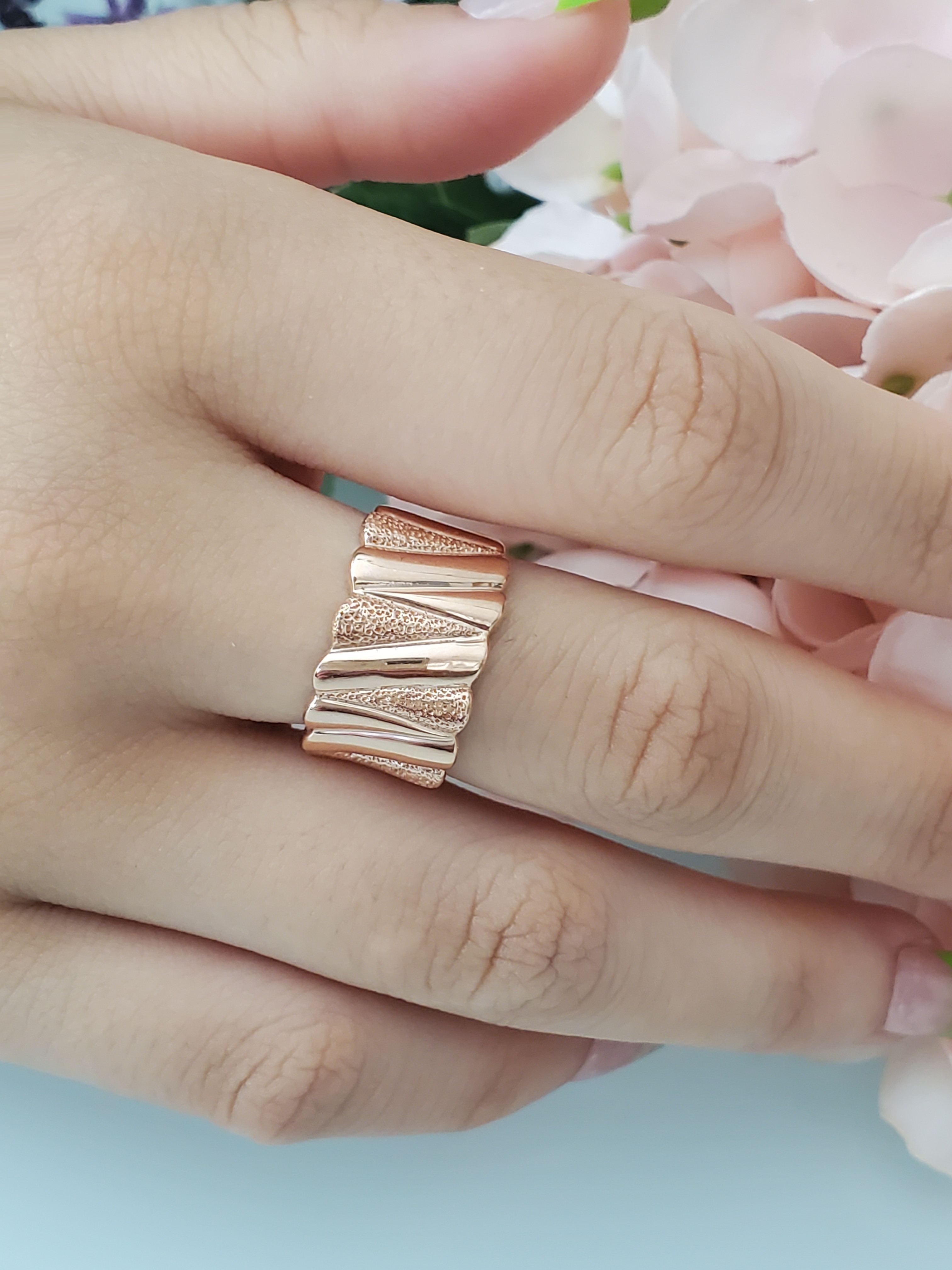 幸運を招くピンクゴールド幅広リング、RS-212、SV925　ペアリングにもおすすめ♡