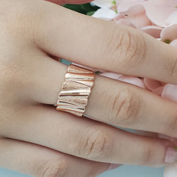 幸運を招くピンクゴールド幅広リング、RS-212、SV925 ペアリングにも