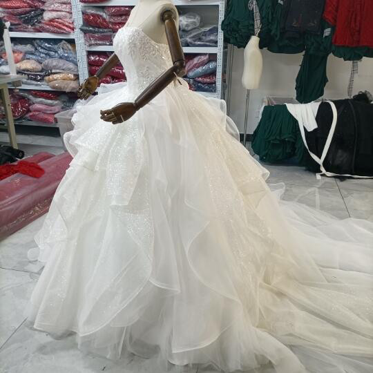 豪華！キラキラグリッターチュール　ソフトチュール　ウエディングドレス/花嫁/結婚式