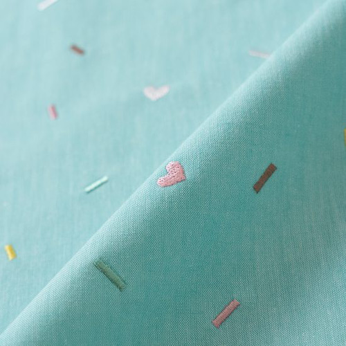 刺繍生地 【チョコスプレー/ミントグリーン】 カットクロス 綿