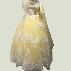 高品質！カラードレス 薄イエロー 3D立体レース刺繍 プリンセスライン フレアスカート 披露宴/挙式/2次会 5枚目の画像
