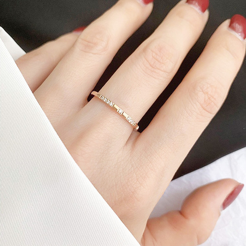 【アンティーク】ジルコニア・リング（9K）10号【J15092】 アンティーク】ジルコニア・リング（9K）10号【J15092