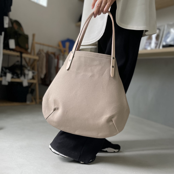 8号帆布♡Premium M♡トートバッグ♡生成り×黒♪☆ハンドメイド