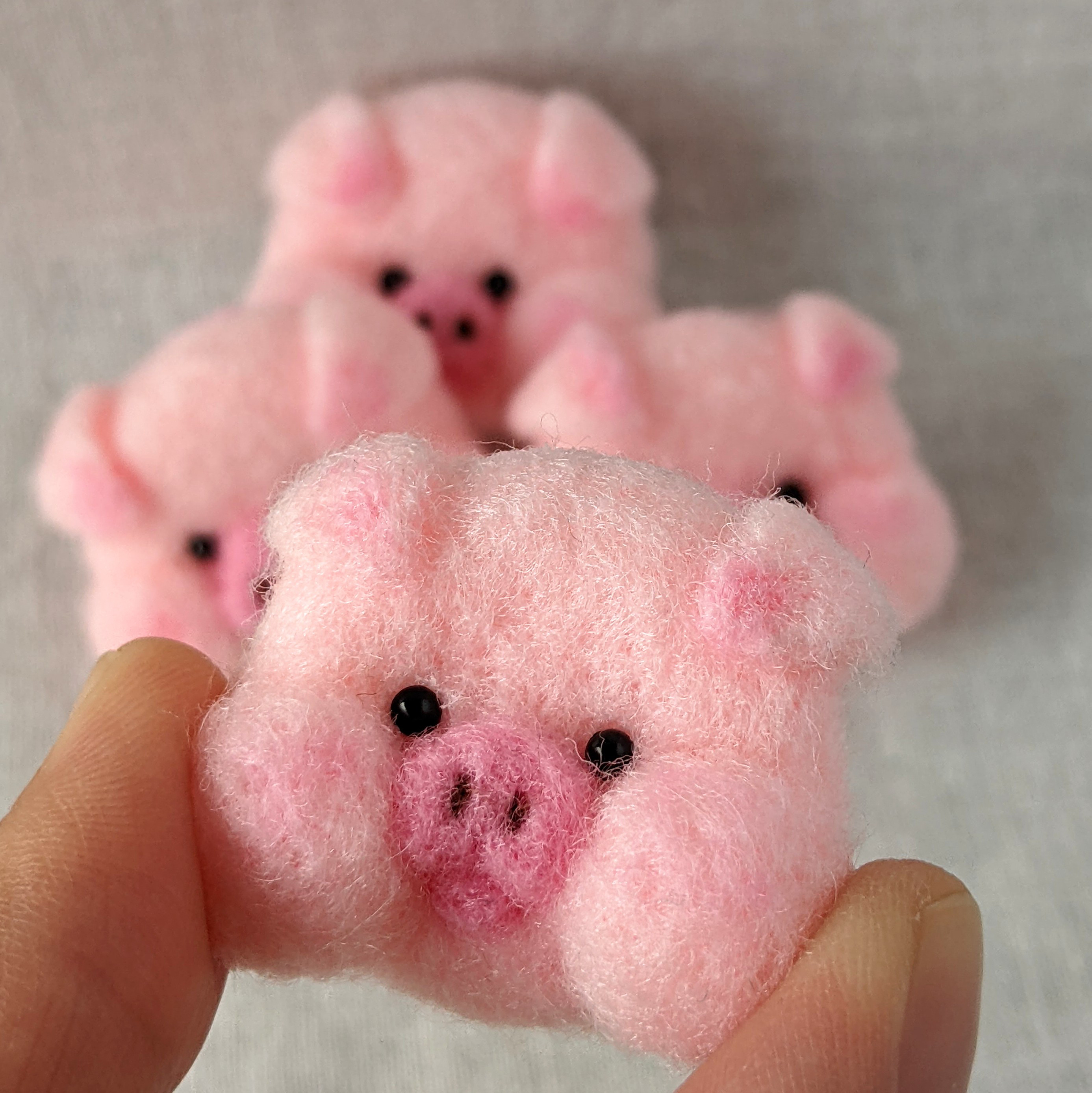 喜こんぶちゃん　羊毛フェルトブローチ　モールベア
