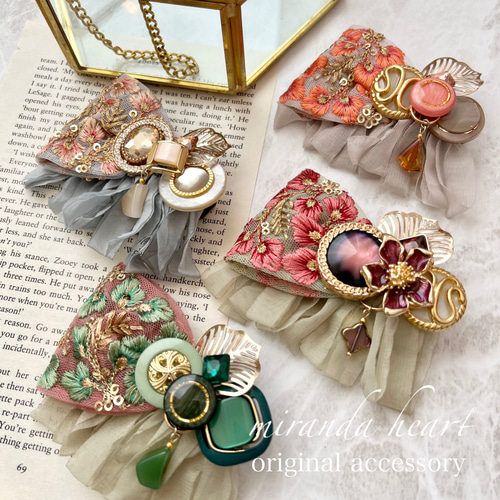 no.31 ハンドメイド　お花の刺繍リボンとフリンジのヘアアクセサリー✩.*˚ no.31 ハンドメイド お花の刺繍リボンとフリンジのヘア