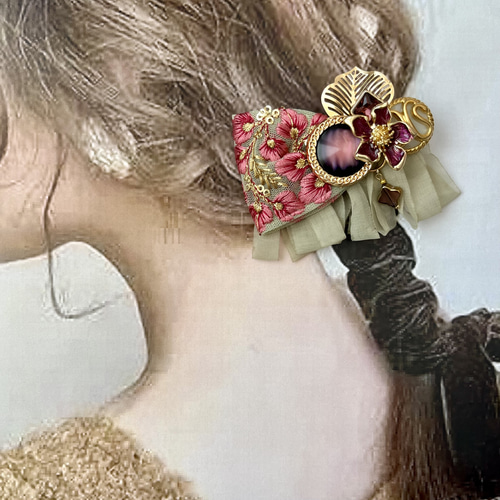 刺繍リボンとフリンジリボンのヘアクリップ ボルドーとライト