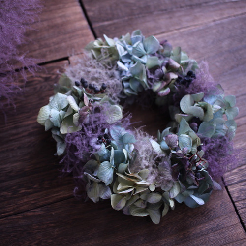 水色紫陽花とスモークツリーの雨色リース✳︎ドライフラワー◎18センチ  