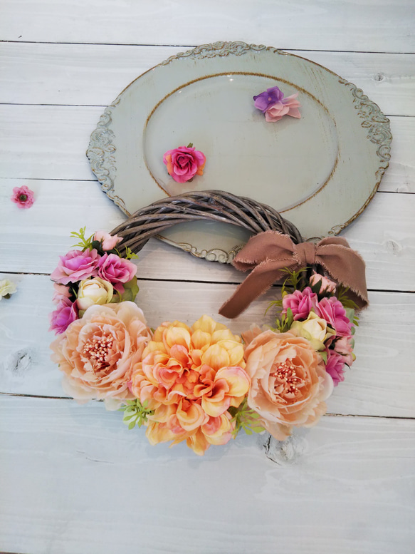 優しいオレンジのラナンキュラスリース 母の日リース 春リース 造花