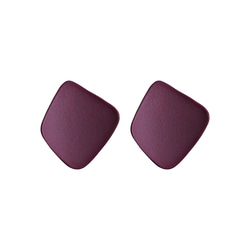 人気 痛くない イヤリング 紫 パープル マット 四角 スクエア シンプル イヤリング ノンホールピアス 樹脂製 7枚目の画像