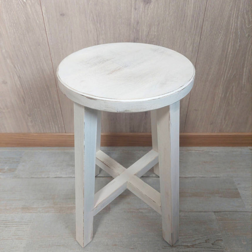 白い木製　スツール　アンティーク　ハンガリー 白い木製 スツール アンティーク ハンガリー