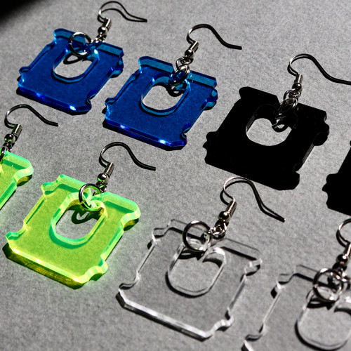 バッグクロージャーピアス イヤリング クリア ピアス（フック