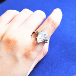 【1点もの・A】フリーサイズ　大粒　ニューヨークハーキマーダイヤモンドクォーツ　結晶　Silver925リング（指輪） 6枚目の画像