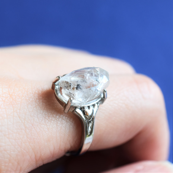 【1点もの・B】フリーサイズ　大粒　ニューヨークハーキマーダイヤモンドクォーツ　結晶　Silver925リング（指輪） 1枚目の画像