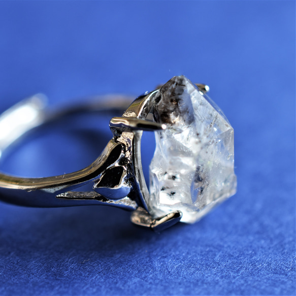 【1点もの・D】フリーサイズ　大粒　ニューヨークハーキマーダイヤモンドクォーツ　結晶　Silver925リング（指輪） 4枚目の画像