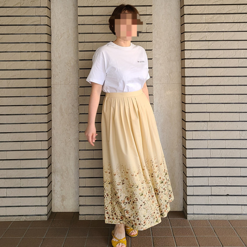 綿ローンの花柄パネルプリント85cmスカート(ローンの裏地付き)ベージュ