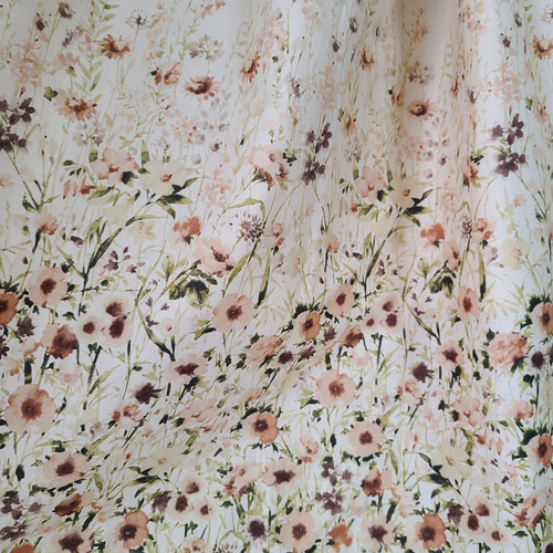 綿ローンの花柄パネルプリント85cmスカート(ローンの裏地付き)ベージュ