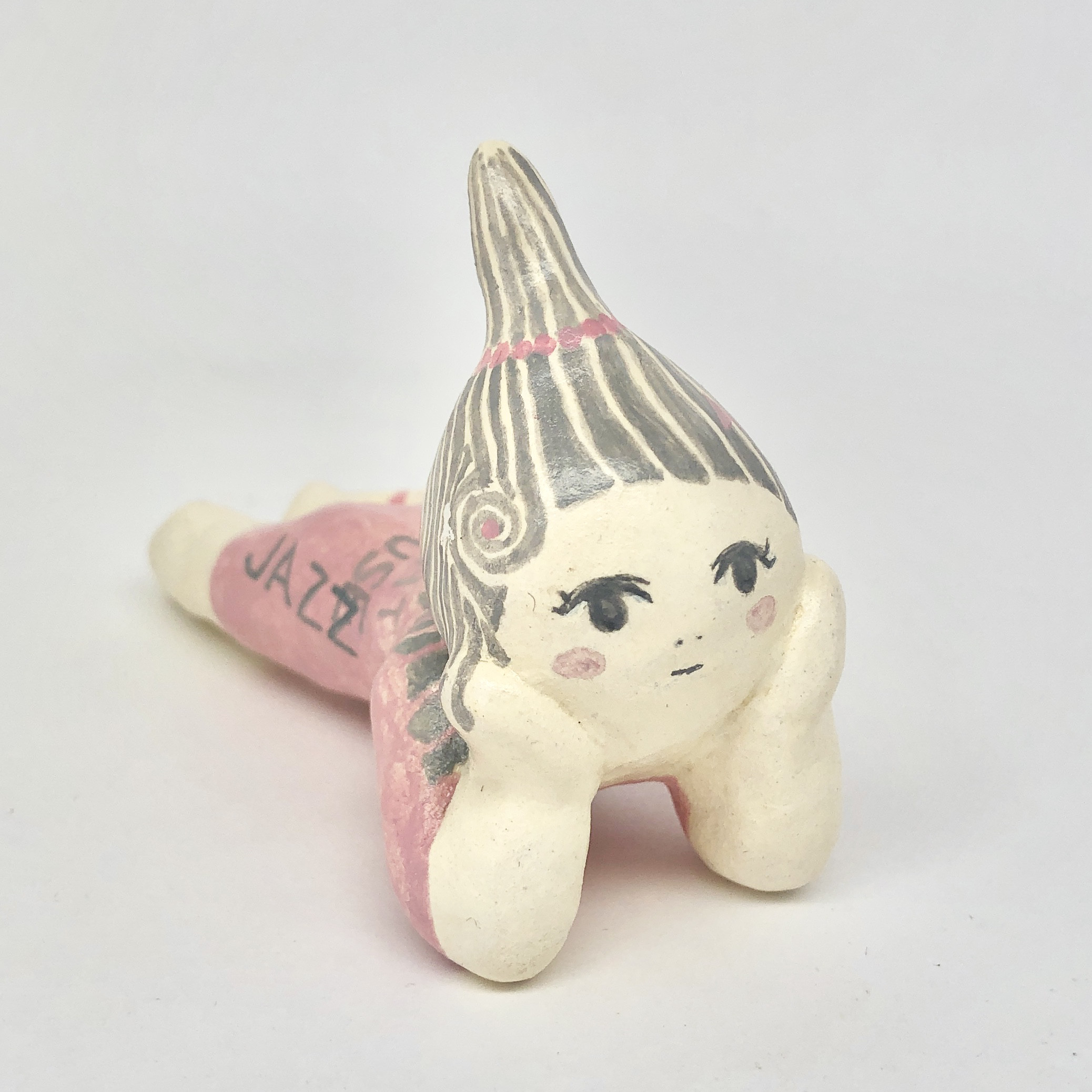 アート作品　石粉粘土　日本画顔料　レリーフ作品　りんご　インテリア