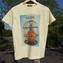 鳥カゴモデルTシャツ　ペールイエロー　プレゼント　ペア　アウトドア　カワイイ　格好いい　カットソー　オシャレ 2枚目の画像