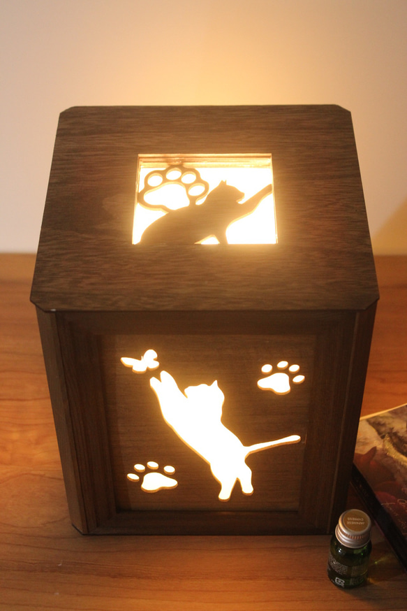 アロマランプ大　キャット-猫　 LEDの灯りで香るランプ　ディフューザーアロマストーンアロマポット 8枚目の画像
