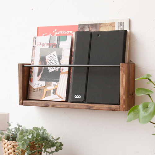 便利な本棚 dinos(ディノス)で取り扱われていたナナメブックラックです