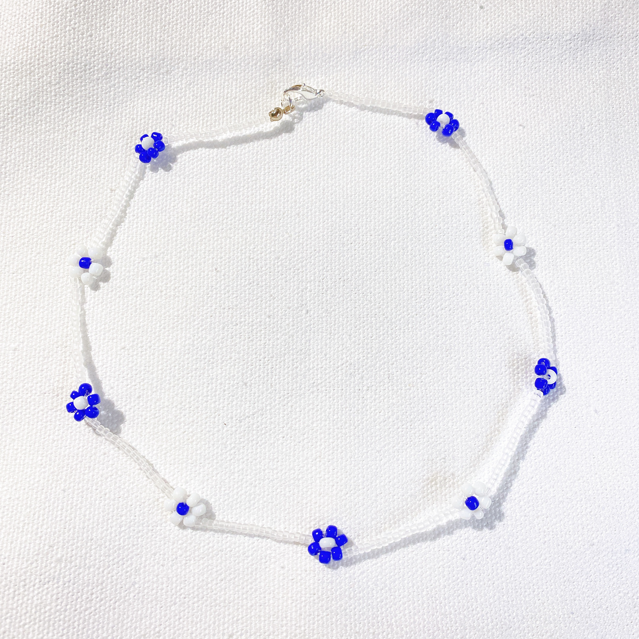 ビーズ ネックレス 淡い青色と白色 ネックレス 淡い青色と白色 ビーズ