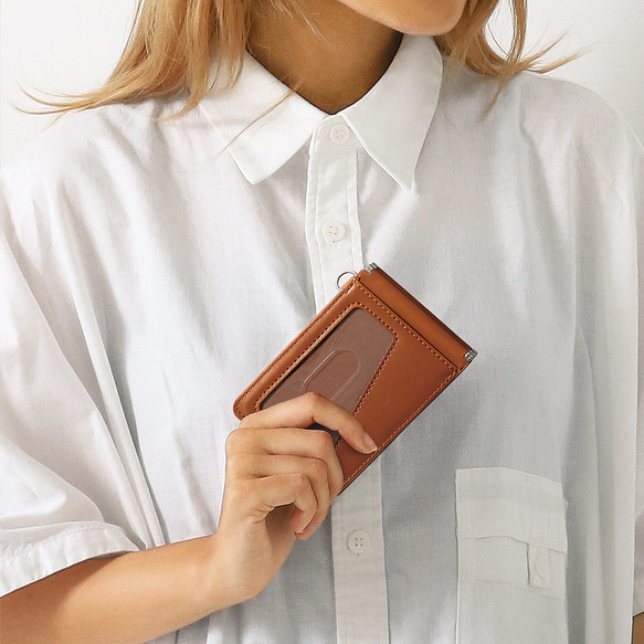 【 30万個売れた 極薄 定期入れ 】 二つ折り パスケース 薄型 定期入れ 手のひらサイズ ハンドメイド / PC1 4枚目の画像