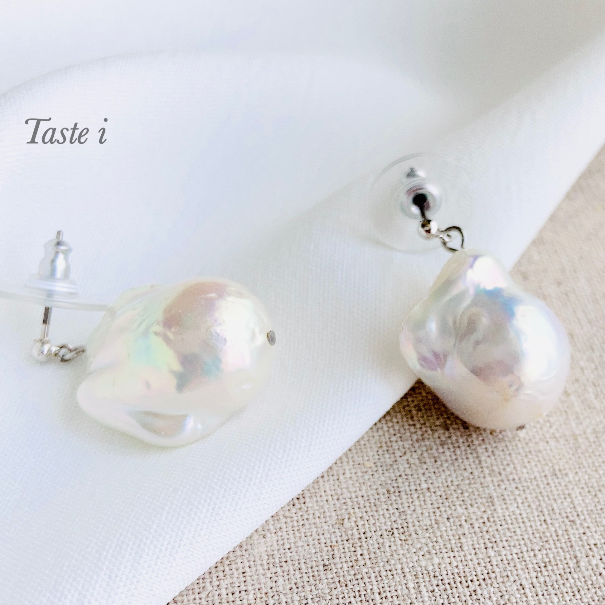 【大人テイスト】大粒の淡水オイスターパールのピアス〔10035〕