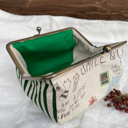 受注製作】再販➄ カラフル ブスカワキャット×グリーン がま口 メイク  