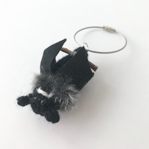 コウモリさんキーホルダー 2枚目の画像